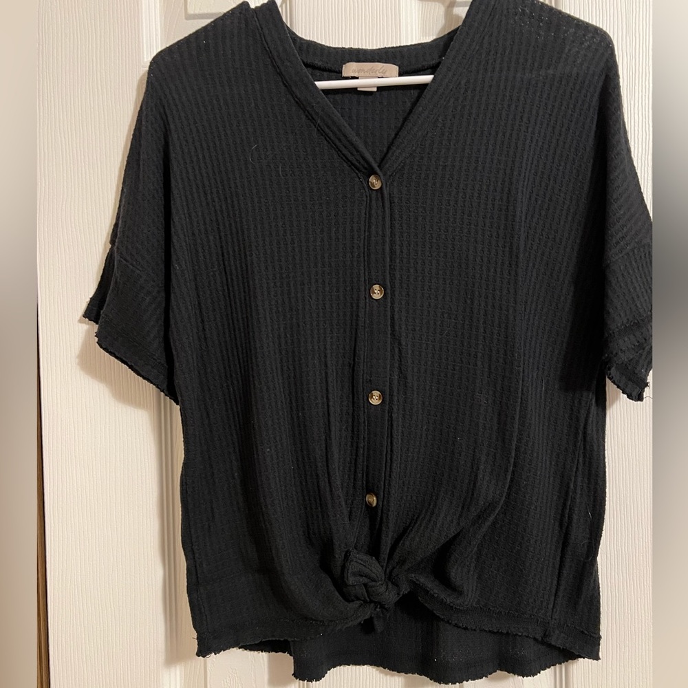 Women’s waffle print top great condition